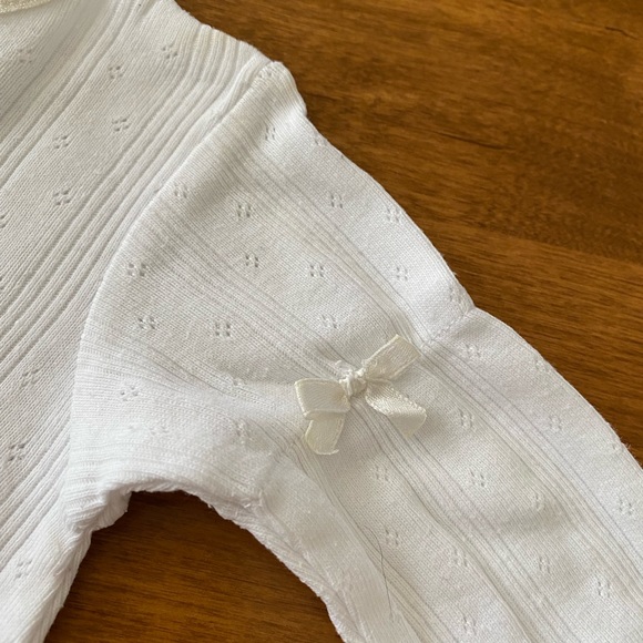 Peter Rabbit White Bodysuit - Picture 7 of 11